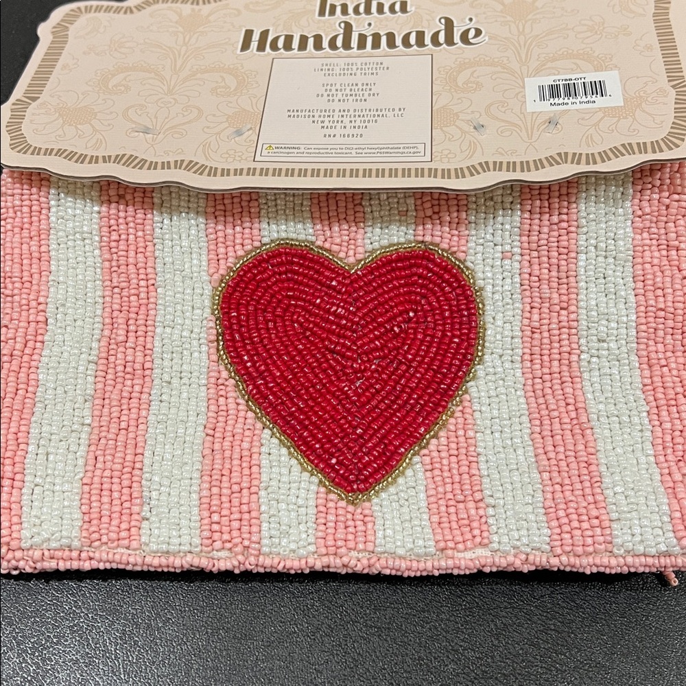 India Handmade | Heart Beaded Bag ♥️ - Picture 7 of 8